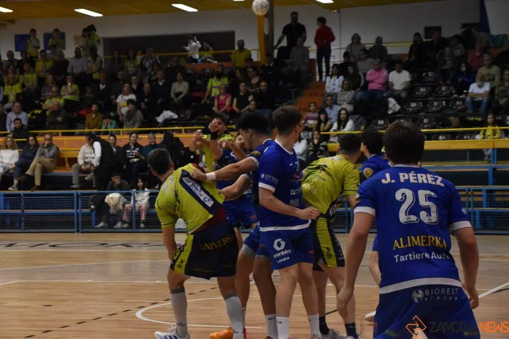 Balonmano Caja Rural de Zamora vs Base Oviedo_19