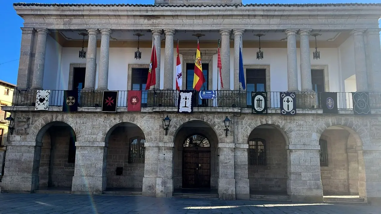 toro reposteros.jpg Toro