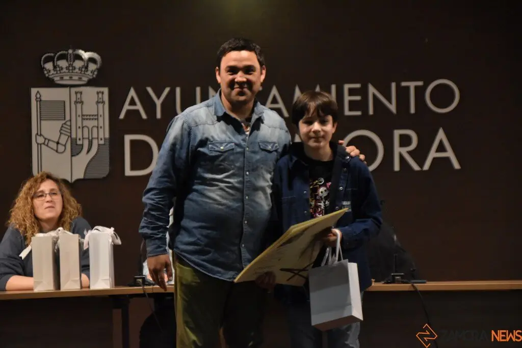 Concurso Luz y Vida Semana Santa 2025_9