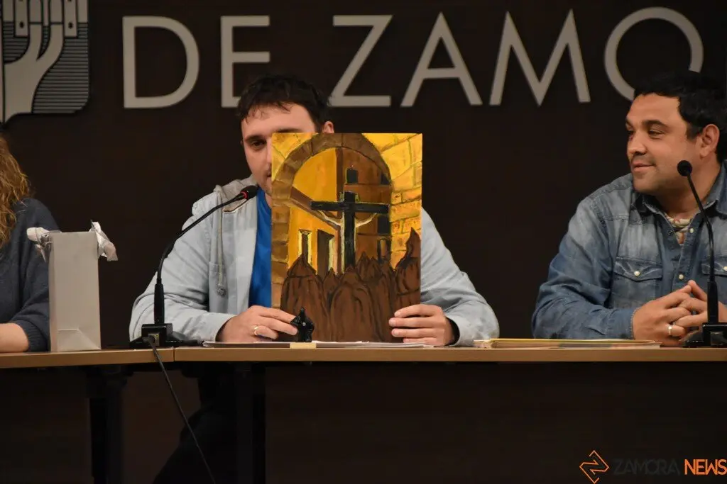 Concurso Luz y Vida Semana Santa 2025