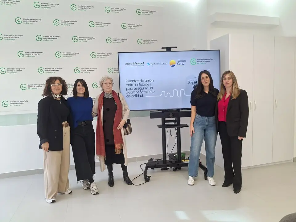 Un pacto contra la soledad entre la AECC y la ACPD mejorará el apoyo a pacientes paliativos en Zamora