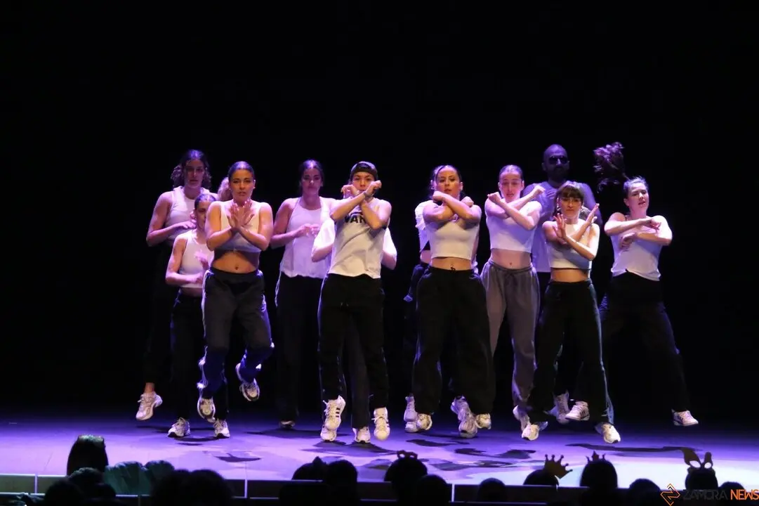 Escuela en Danza convierte el Ramos en escenario de inclusión, arte y emoción
