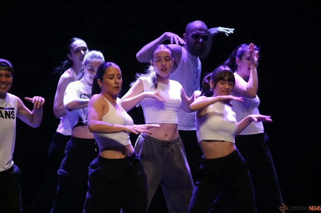 Escuela en Danza convierte el Ramos en escenario de inclusión, arte y emoción