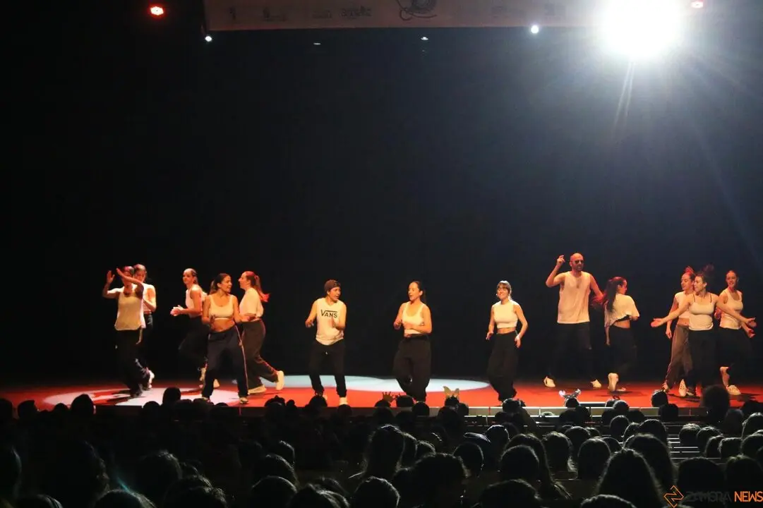 Escuela en Danza convierte el Ramos en escenario de inclusión, arte y emoción