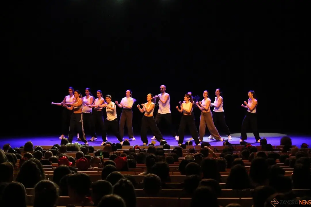 Escuela en Danza convierte el Ramos en escenario de inclusión, arte y emoción