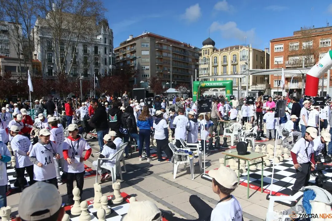 La tercera edición de ‘Pequeños Gigantes’ reúne a 22 colegios de la provincia en un torneo al aire libre