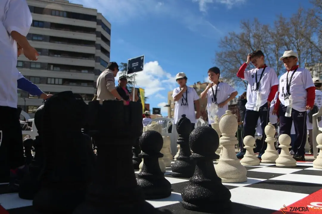 La tercera edición de ‘Pequeños Gigantes’ reúne a 22 colegios de la provincia en un torneo al aire libre