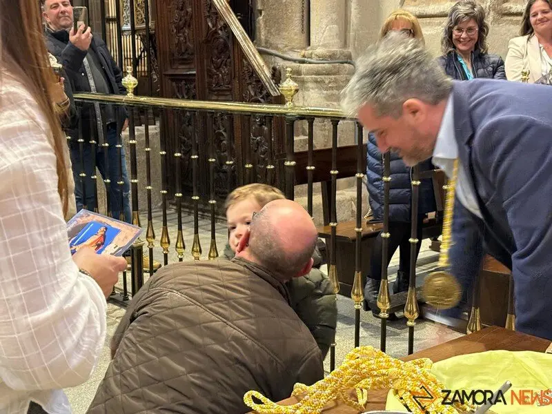 nuevos hermanos Hermandad de Jesús Luz y Vida _2