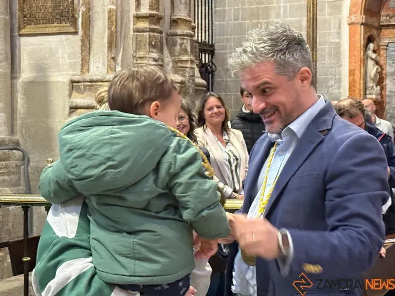 nuevos hermanos Hermandad de Jesús Luz y Vida _4