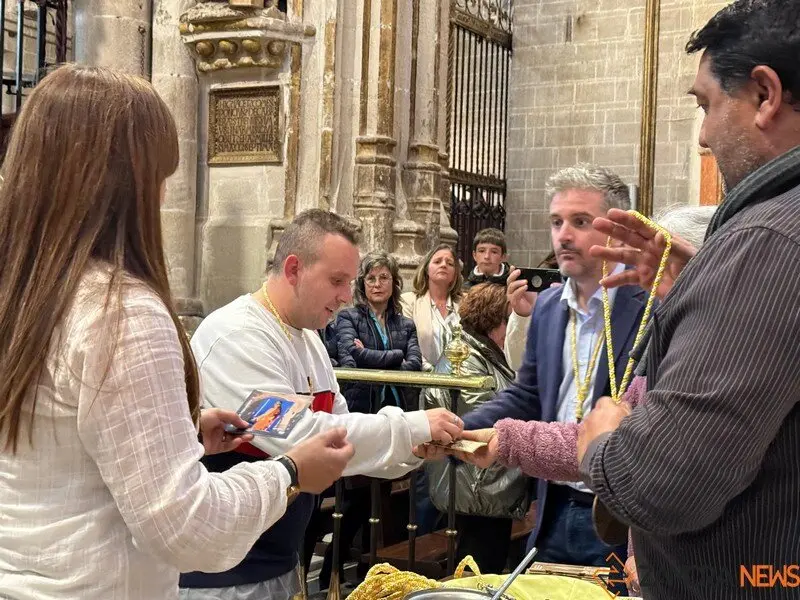 nuevos hermanos Hermandad de Jesús Luz y Vida _8