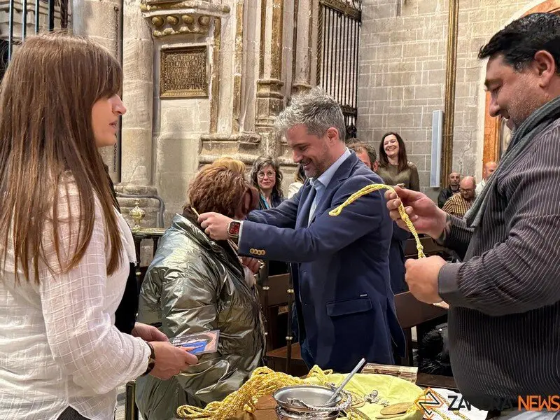 nuevos hermanos Hermandad de Jesús Luz y Vida _10