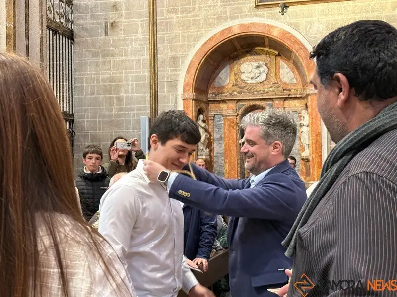 nuevos hermanos Hermandad de Jesús Luz y Vida _16