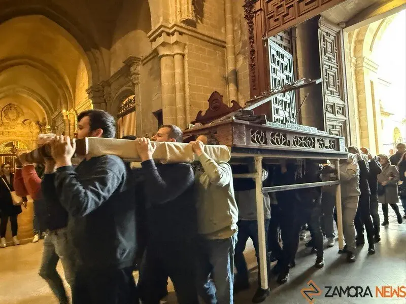 traslado de pasos de la Hermandad de Jesús Luz y Vida _5