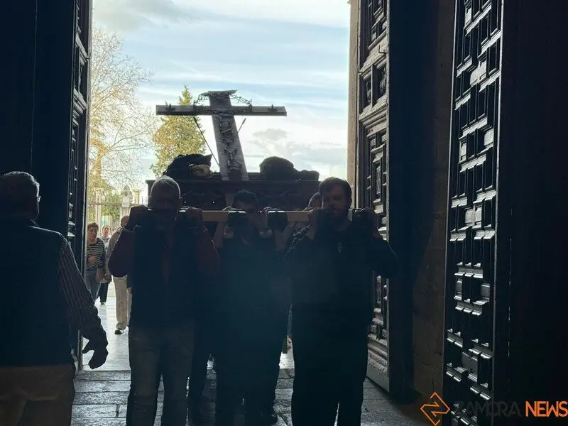 traslado de pasos de la Hermandad de Jesús Luz y Vida _9