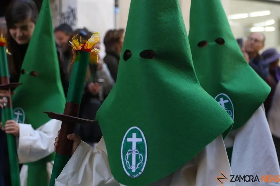 procesión de Semana Santa, colegio La Milagrosa _17