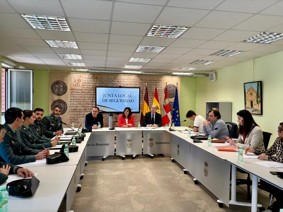 Junta local de seguridad en Benavente