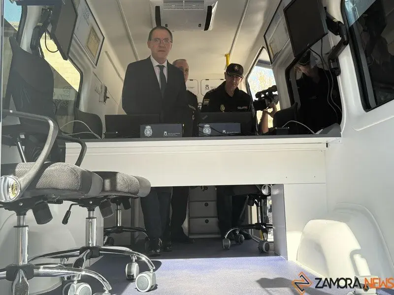 VIDOC, la oficina móvil de DNI y pasaporte _6