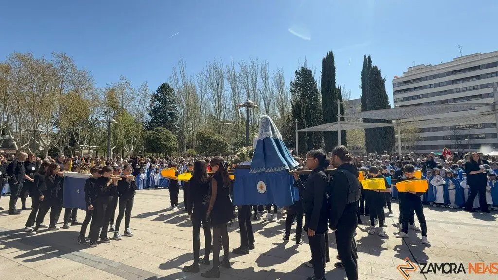 El Sagrado Corazón de Jesús de Zamora celebra su propia procesión de Semana Santa_25
