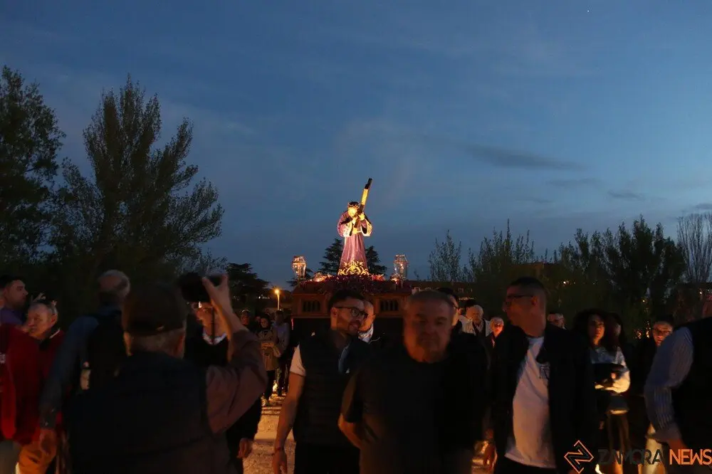 nazareno san frontis jueves traslado_3