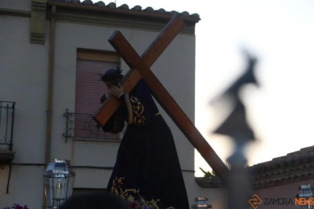 nazareno san frontis jueves traslado_5