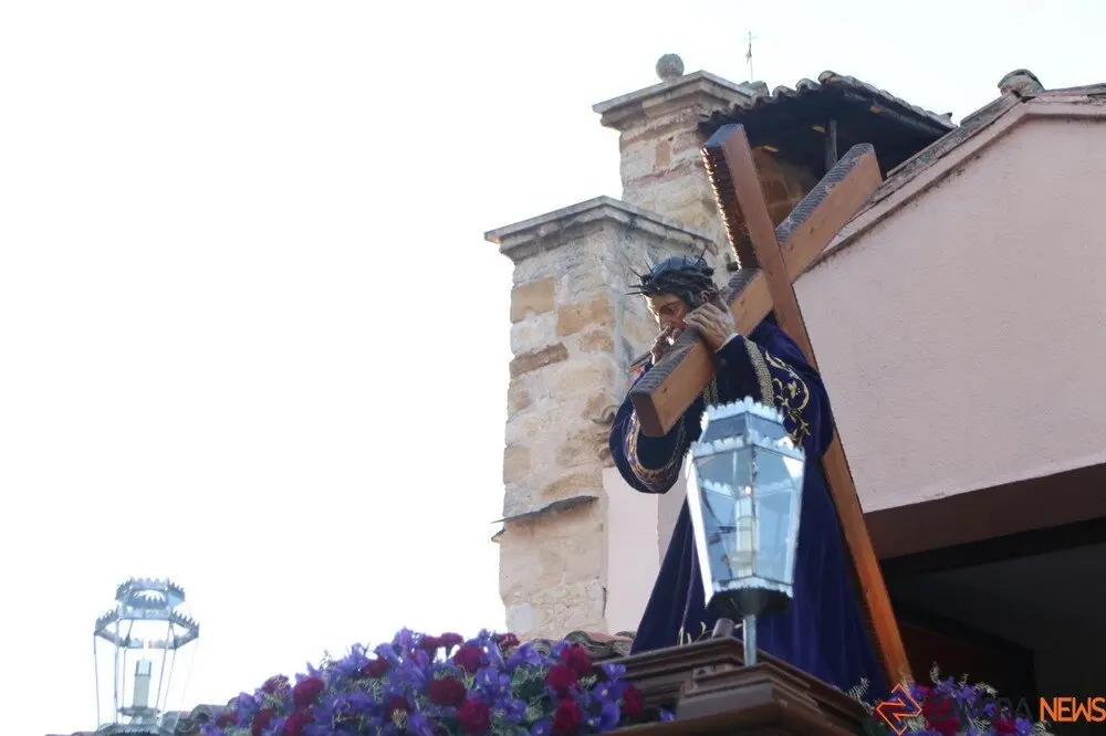 nazareno san frontis jueves traslado_7