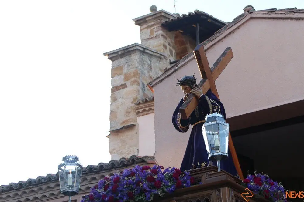 nazareno san frontis jueves traslado_11