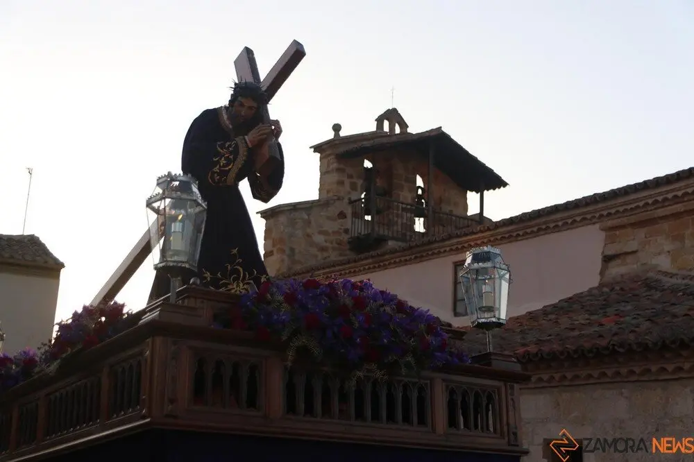 nazareno san frontis jueves traslado_16