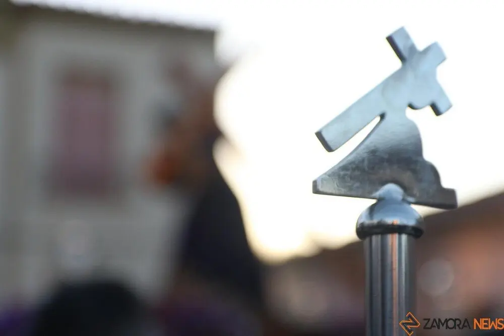 nazareno san frontis jueves traslado_21