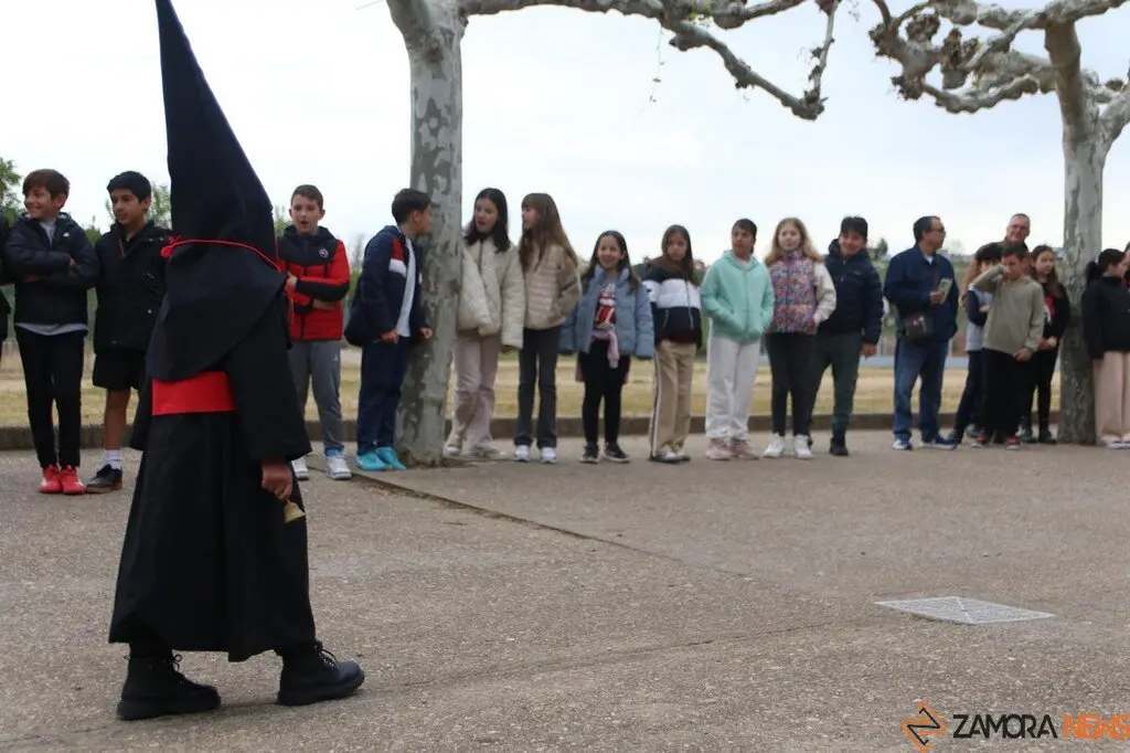 Procesión Colegio corazón de María_2