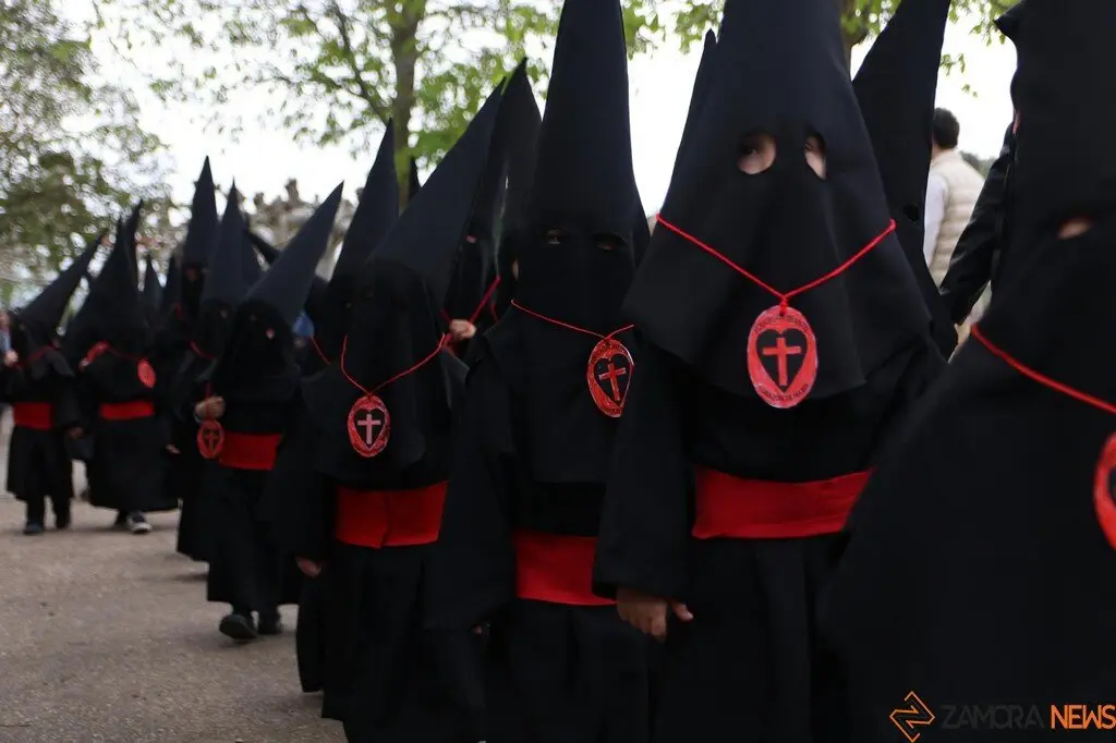 Procesión Colegio corazón de María_8