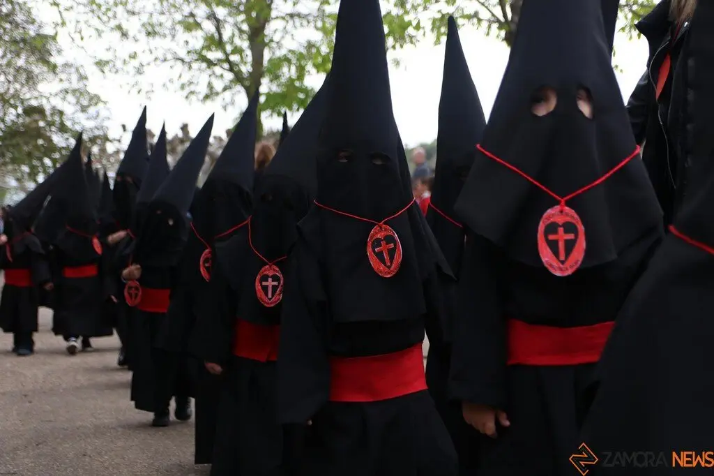 Procesión Colegio corazón de María_9