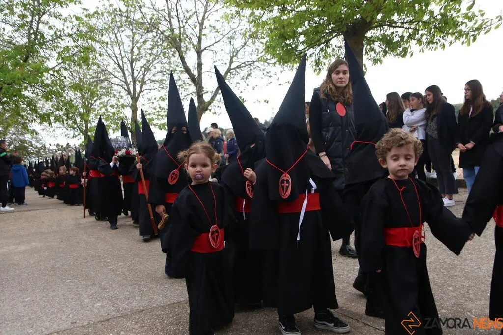 Procesión Colegio corazón de María_15