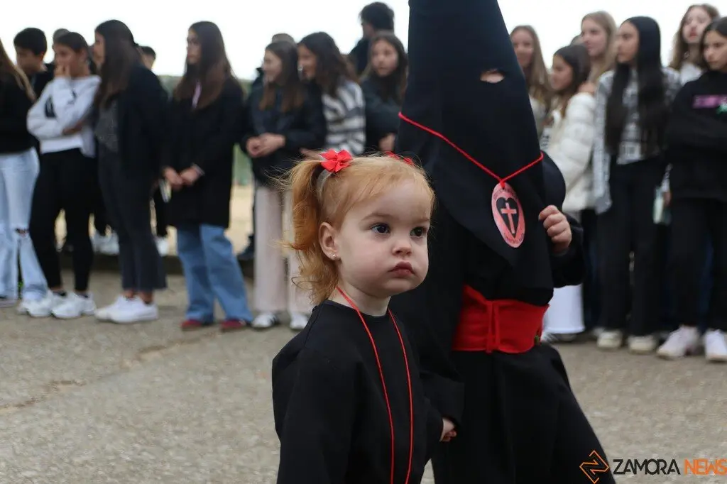 Procesión Colegio corazón de María_18