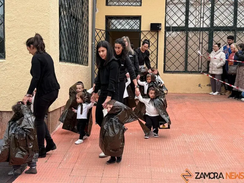 procesión de Semana Santa escuela infantil Virgen de la Concha _5