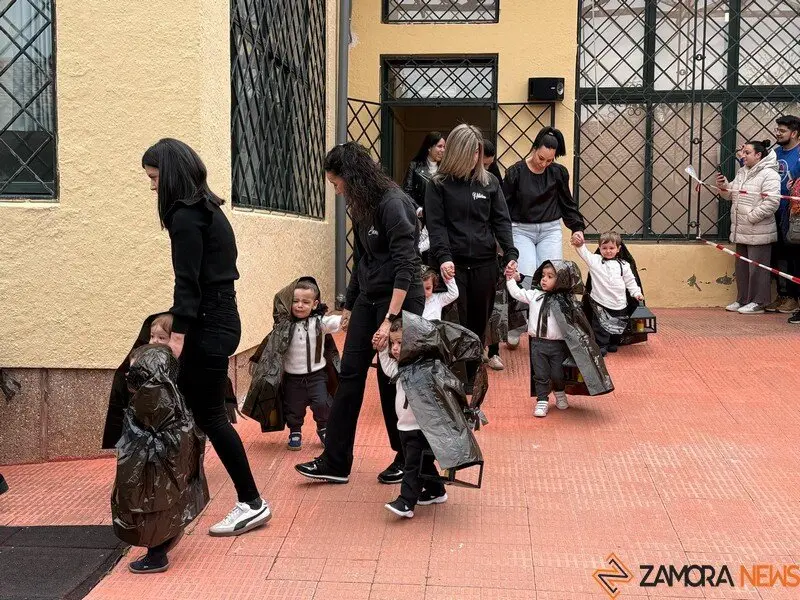 procesión de Semana Santa escuela infantil Virgen de la Concha _6