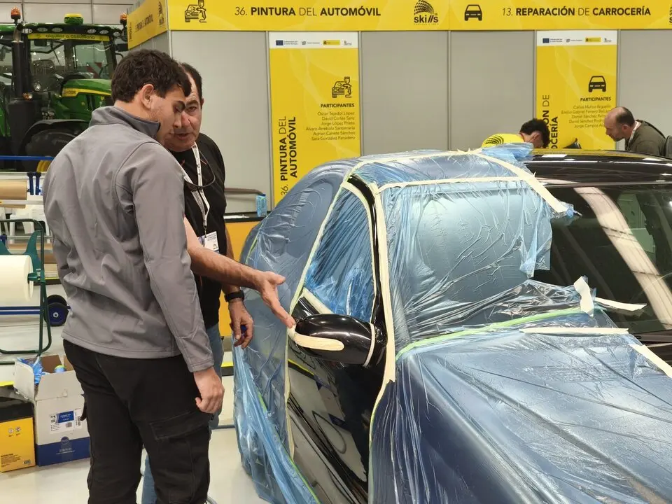 Dos alumnos del Centro Menesiano Zamora Joven logran medalla en los campeonatos autonómicos de Formación Profesional