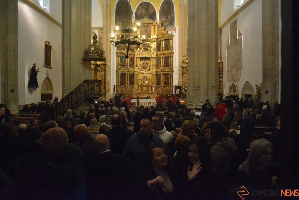viernes dolores toro _12