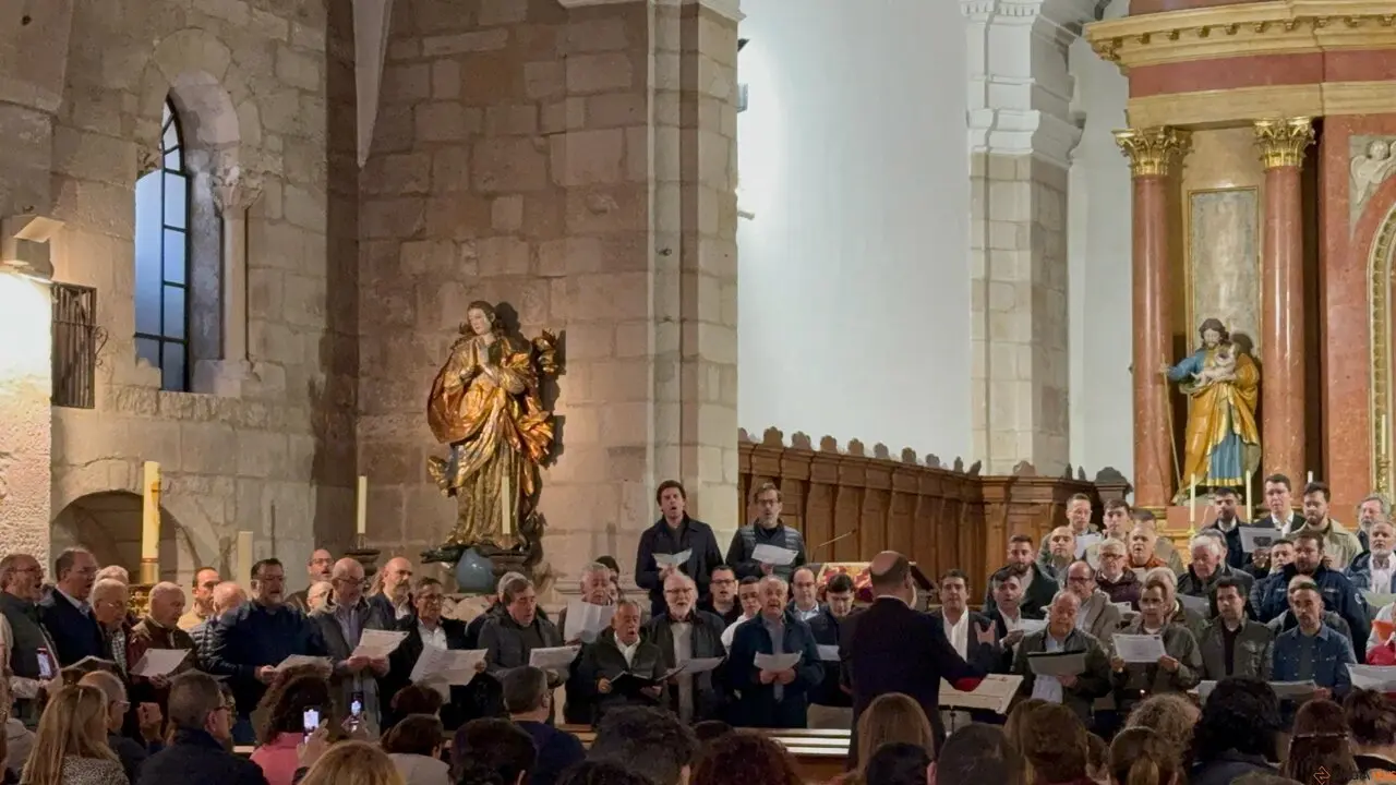 El último ensayo de el ‘Miserere’ llena San Vicente
