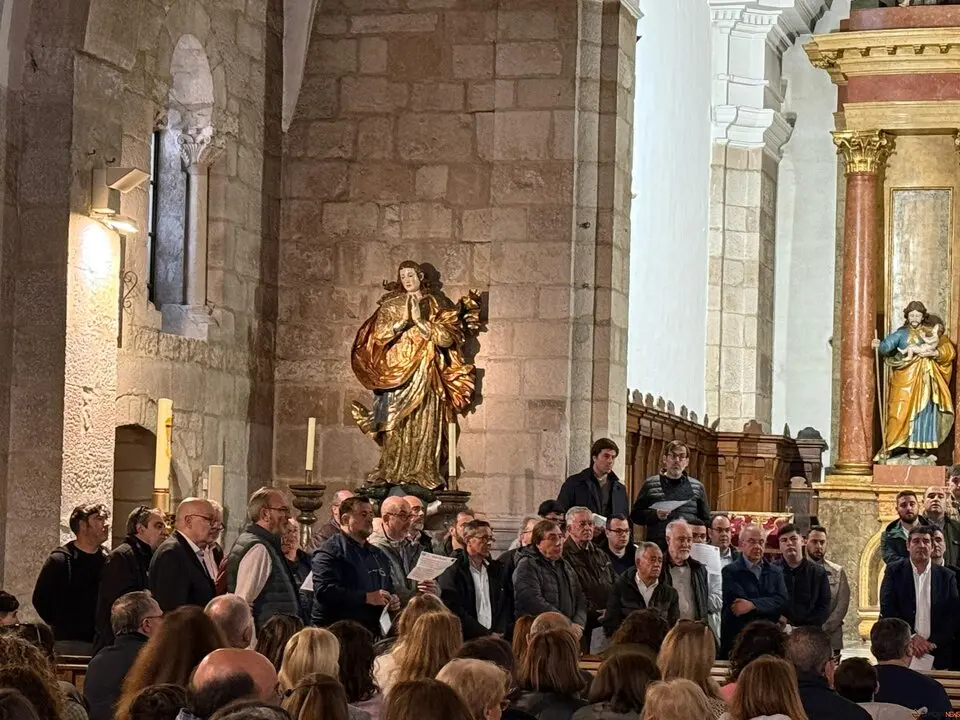 El último ensayo de el ‘Miserere’ llena San Vicente