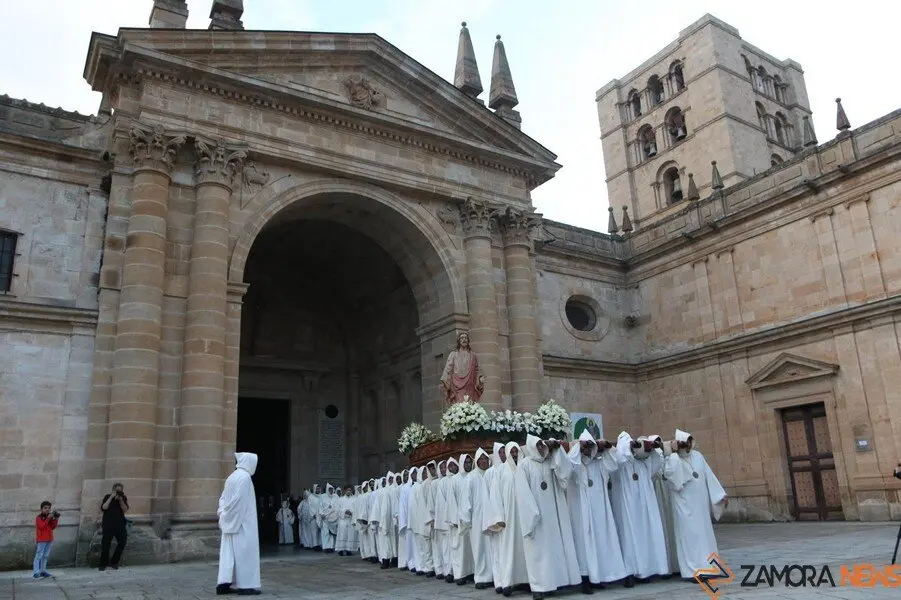 procesión Jesús Luz y Vida _40