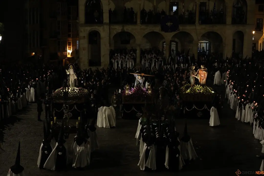 Hermandad de Jesús en su Tercera Caída
