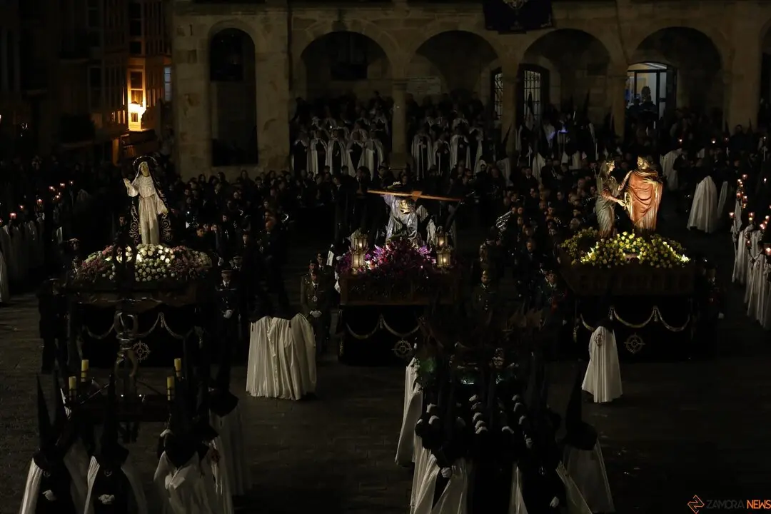 Hermandad de Jesús en su Tercera Caída