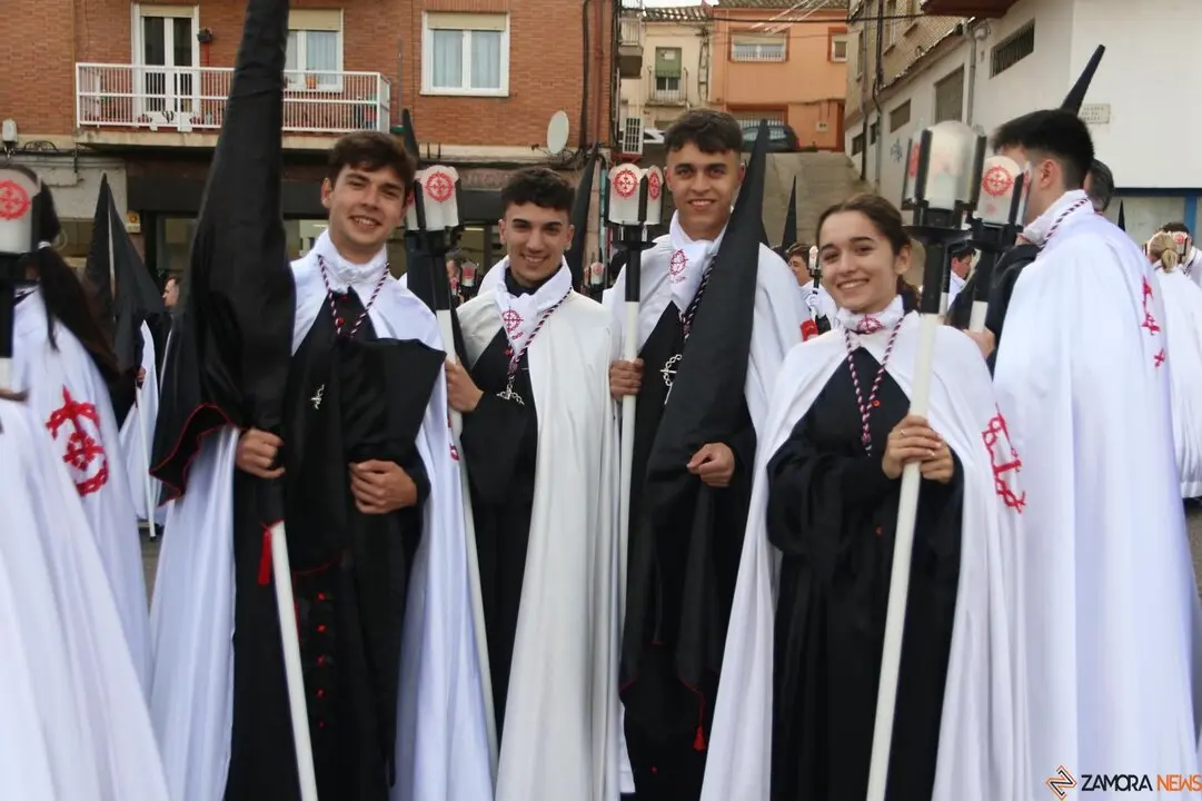 Hermandad de Jesús en su Tercera Caída