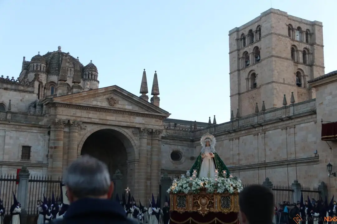 Cofradía de Jesús del Vía Crucis