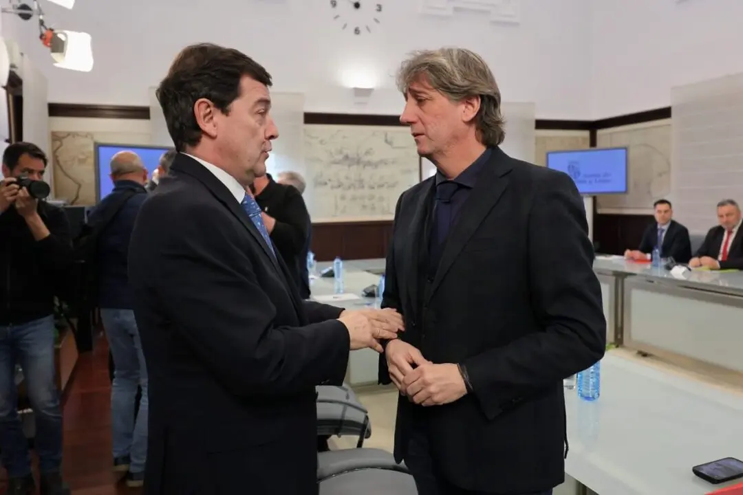 Mañueco y Carlos Martínez