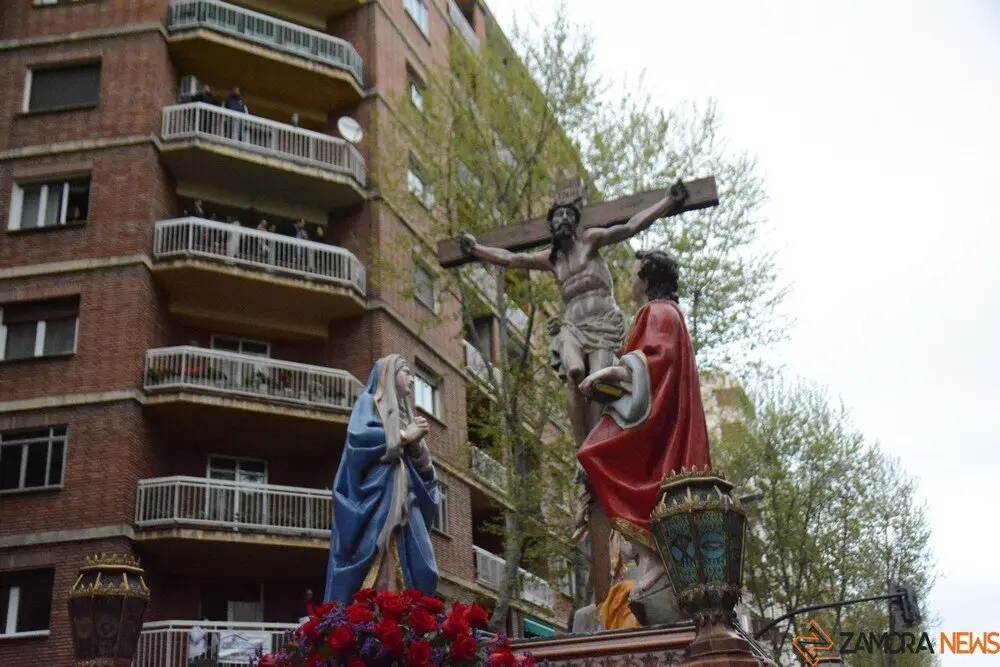 reverencias tres cruces_112