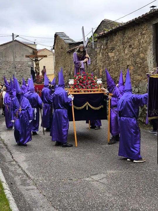 Viacrucis, Mombuey