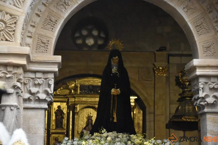 La Soledad no sale en procesión por la lluvia _10