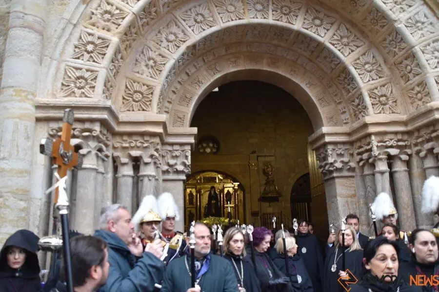 La Soledad no sale en procesión por la lluvia _25
