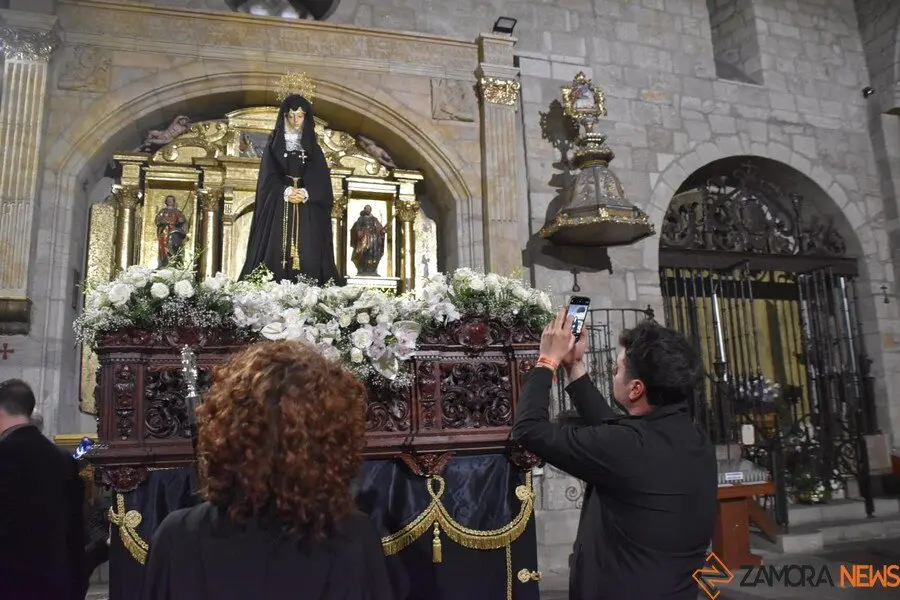 La Soledad no sale en procesión por la lluvia _30